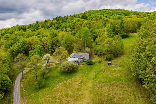 39 Whitcomb Hill Road