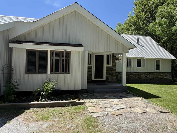 386 Howland Farm Road