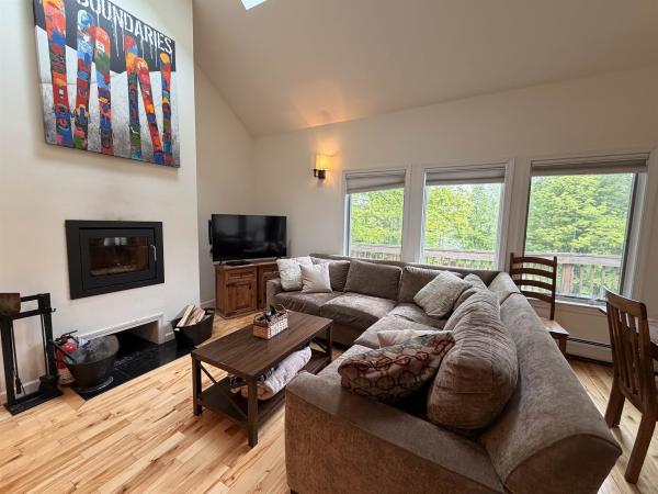 16A SnowTree Lane