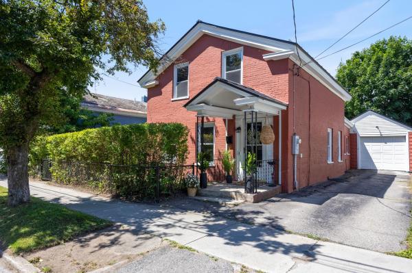 47 Pitkin Street