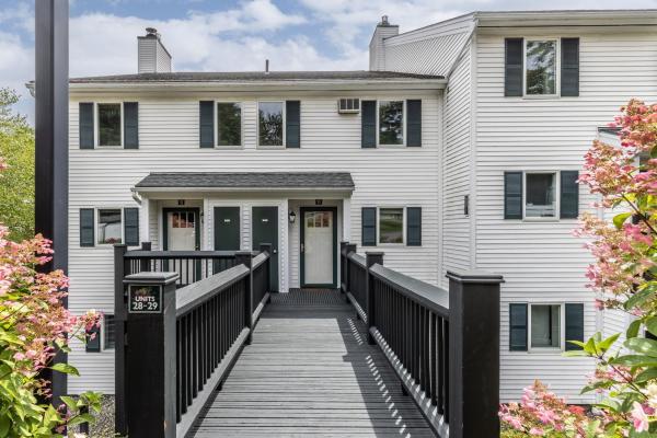 6051 Mountain Road Stowe, VT