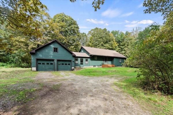 1469 Sunderland Hill Road