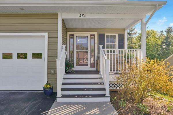 28 A Black Walnut Lane