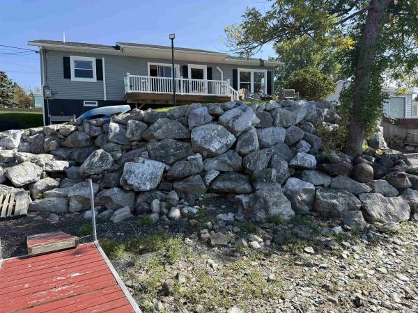194 Lakewood Drive