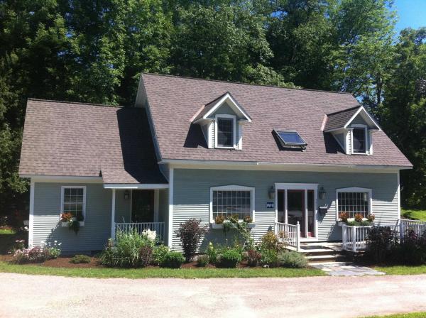 5513 Main Street