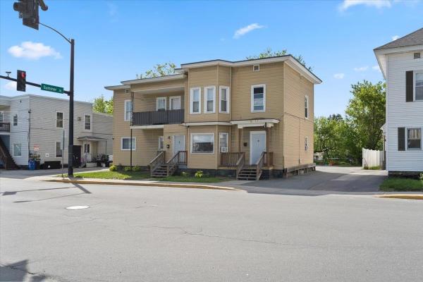 18 Maple Avenue