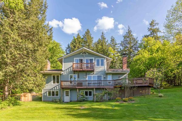 Single Family in Stowe VT