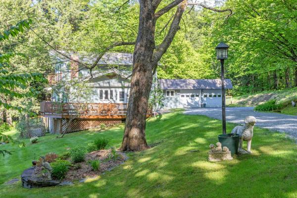 Single Family in Stowe VT