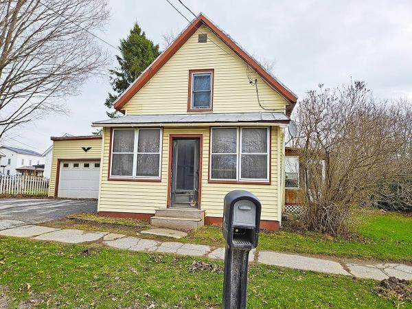 326 Pleasant Street