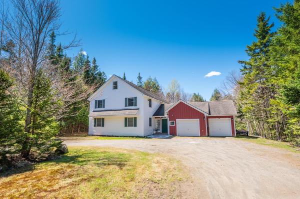 43 Edwards Village Loop
