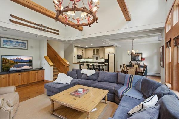 47B Sun Bowl Ridge Road