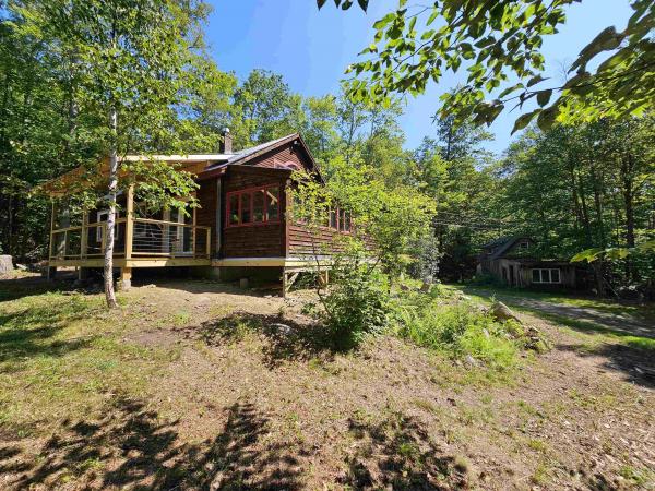 154 Reed Road