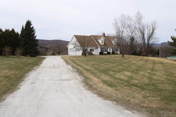 148 Memphremagog Views