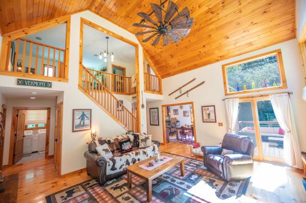 208 Shady Lane
