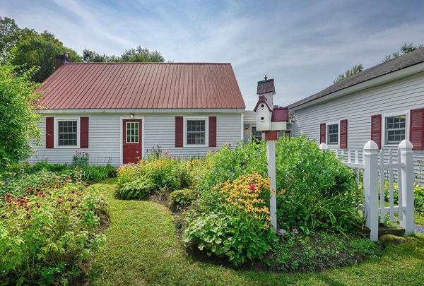 39 Weston Heights Road