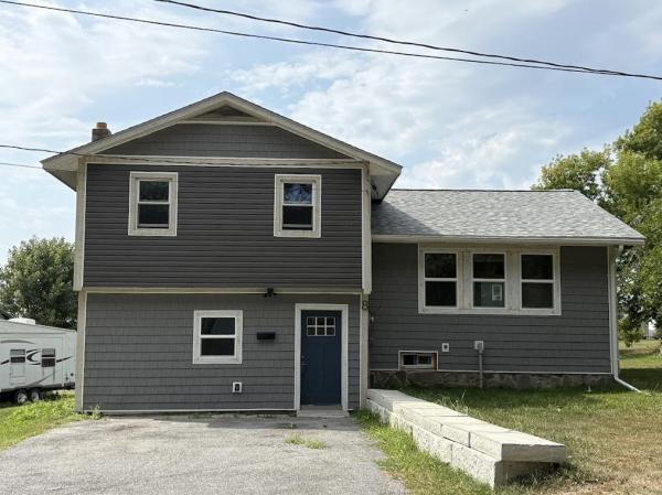 8 Hillside Acres