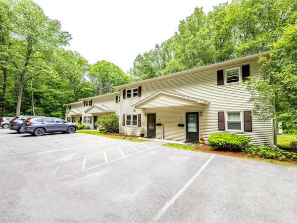 86 Pinecrest Drive