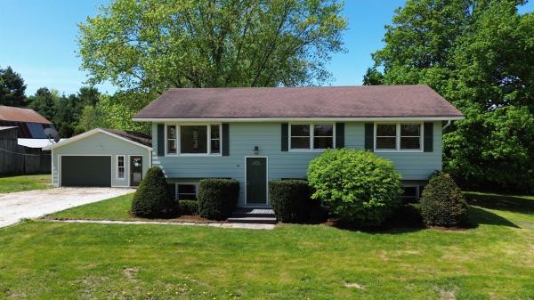 44 Turquoise Road
