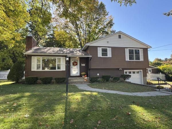112 Abnaki Avenue