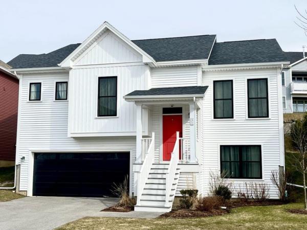 31 Ledge Way