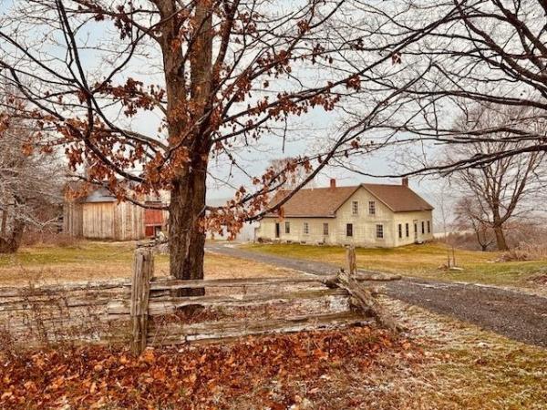 762 McLaren Hill Road