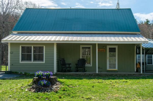 1994 Upper Plains Road