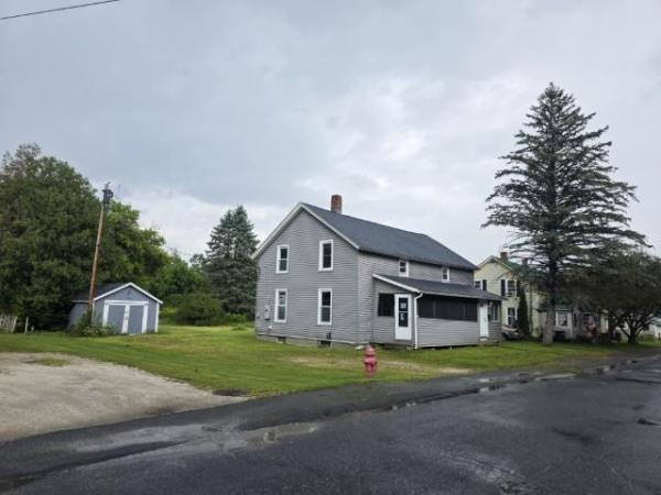 27 Meadow Street