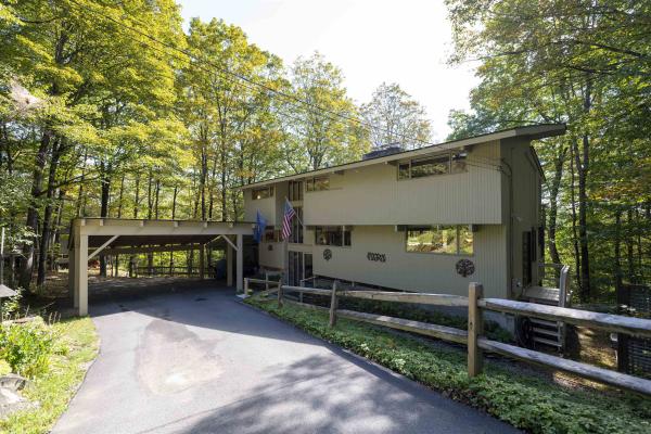1877 Willard Road