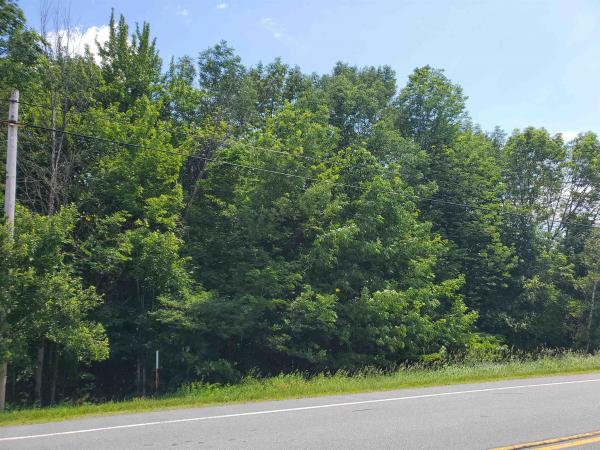 Lot E/S VT Route 101