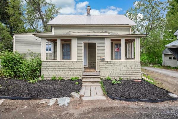 16 Shurtleff Place
