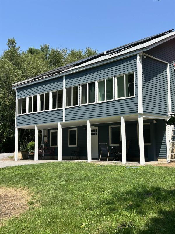 11 Paddock Lane