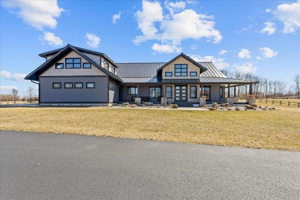 61 Lakewood Drive
