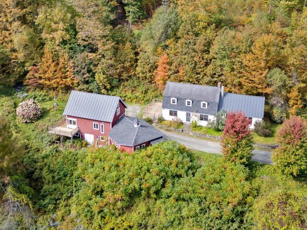 417 Crossett Hill Road