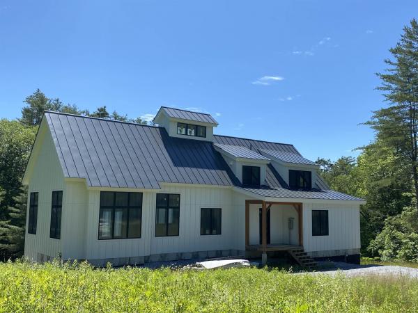 44 Lathrop Loop