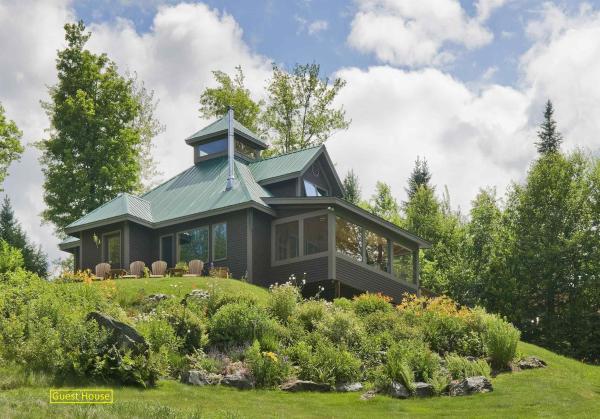 Single Family in Hyde Park VT