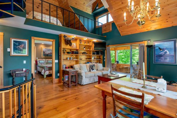 Single Family in Hyde Park VT