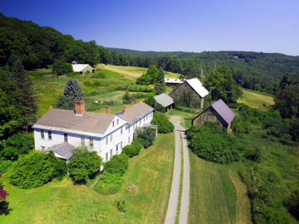 51 Overhills Road