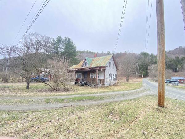 136 Store Hill Road