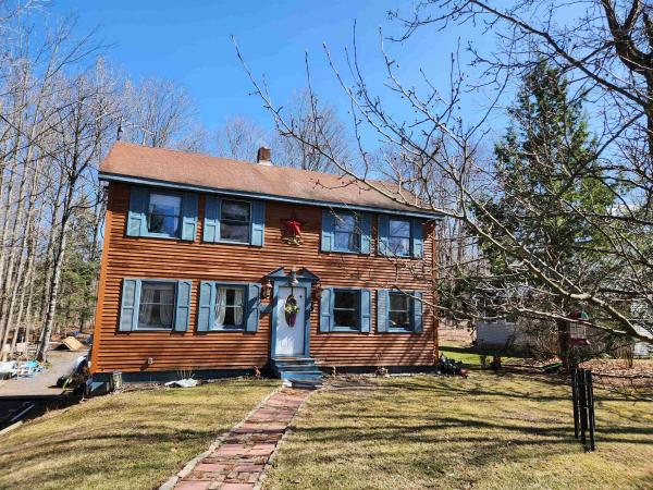 292 Ledgemere Point