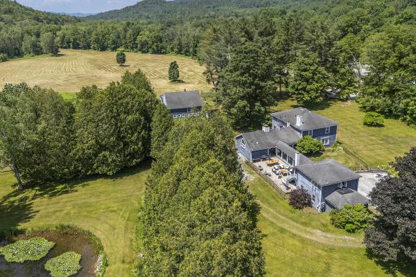 24 Spring Lake Road