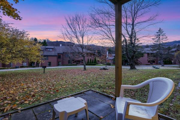 528 East Mountain Road