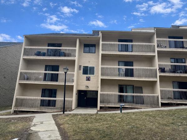 37 South Williams Street