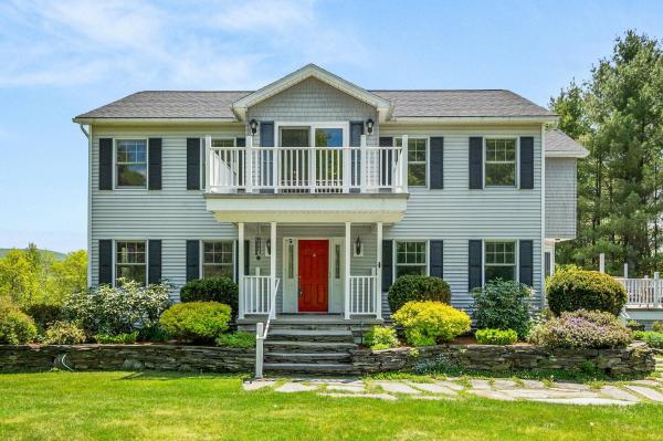 79 Apple Blossom Road