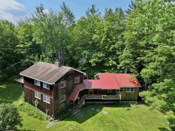 1048 Adamant Road
