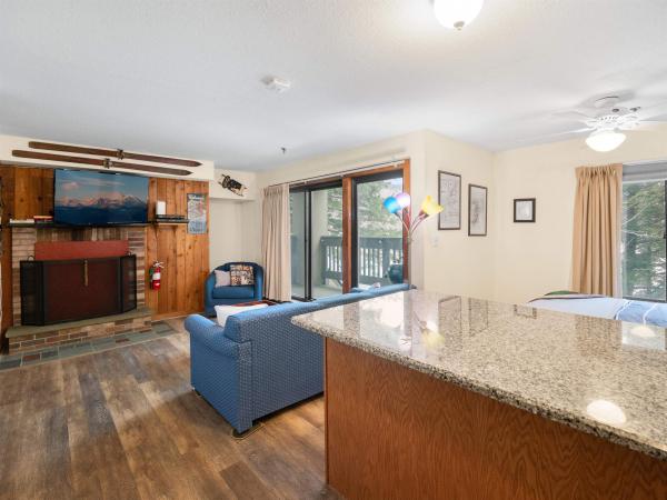 133 East Mountain Road