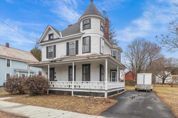 18 Randall Street
