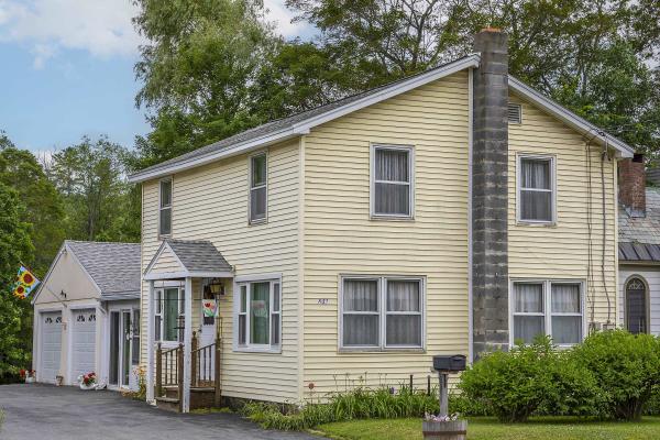 842 Main Street