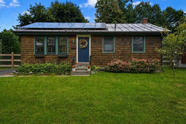 2 Hiawatha Avenue