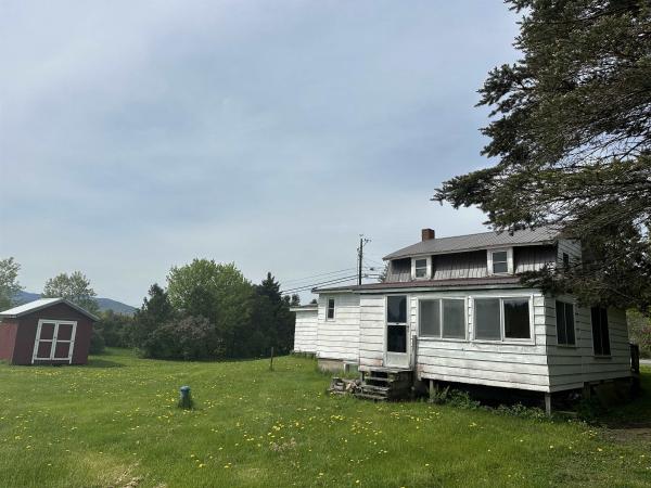 Single Family in Morristown VT