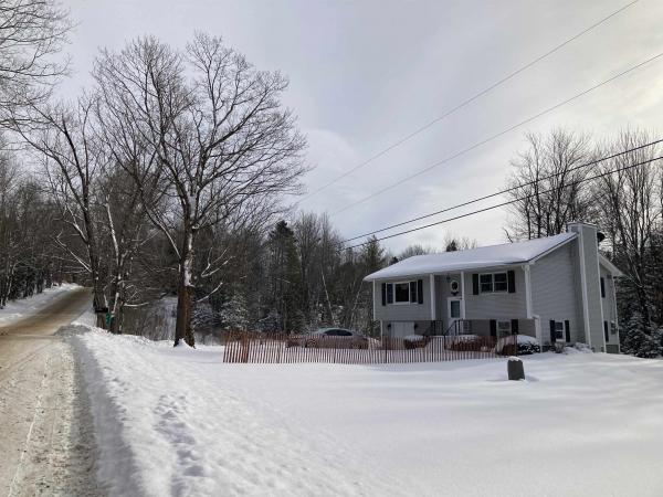 Single Family in Hyde Park VT
